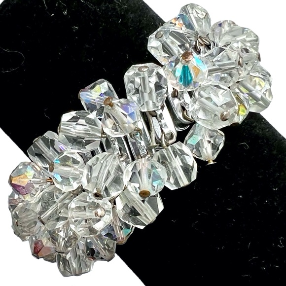 AURORA BOREALIS FACETED CLEAR CRYSTALS CHA CHA BRACELET - Picture 1 of 12